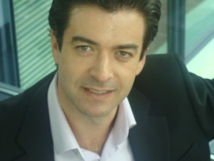 Drive digital innovation by leveraging connectivity, mobile & data